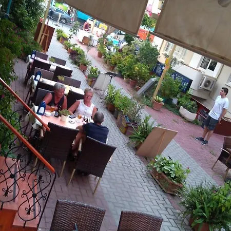מלון Sunway 2*