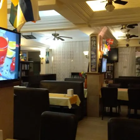 Готель Sunway 2*